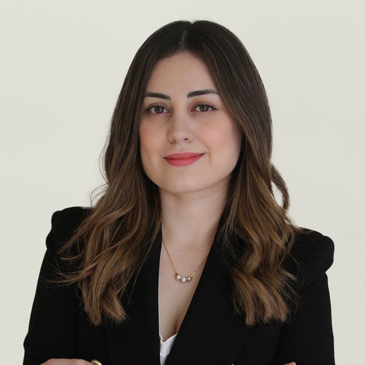 Lic. Karen De León - Membresías y Soluciones Comerciales