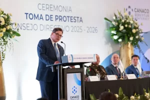 Jaime Herrera Casso rinde protesta como nuevo Presidente de la Cámara Nacional de Comercio, Servicios y Turismo de Monterrey