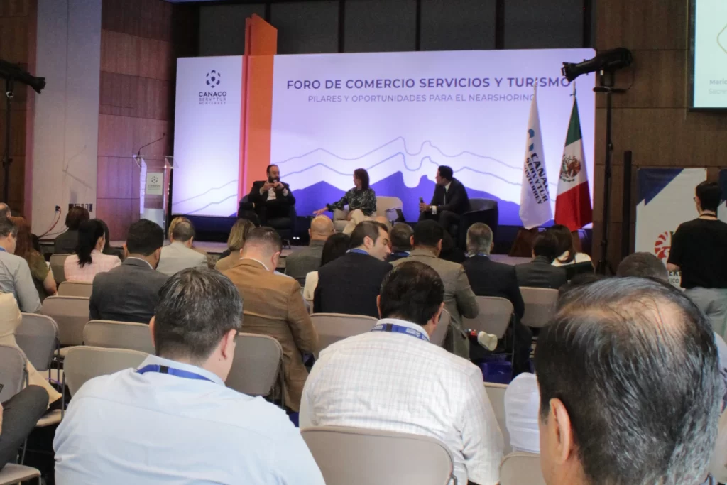 Evento CANACO Monterrey FORO 2024